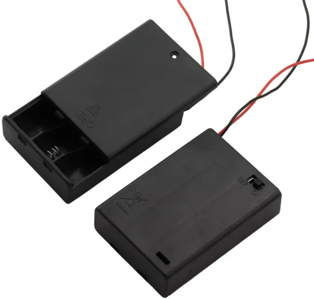 Portabatterie per 3 batterie AAA con interruttore on/off (4.5V)