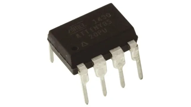 Microcontrollore MCU Atmel ATtiny85-20PU