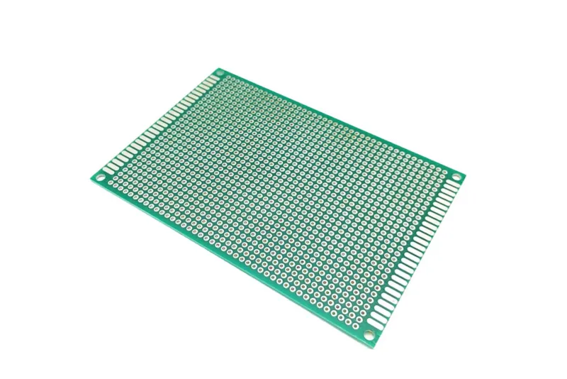 Scheda sperimentale di prototipazione 8x12cm verde